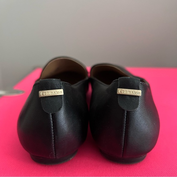 CALVIN KLEIN Orabela Black Leather Flats - Picture 5 of 10